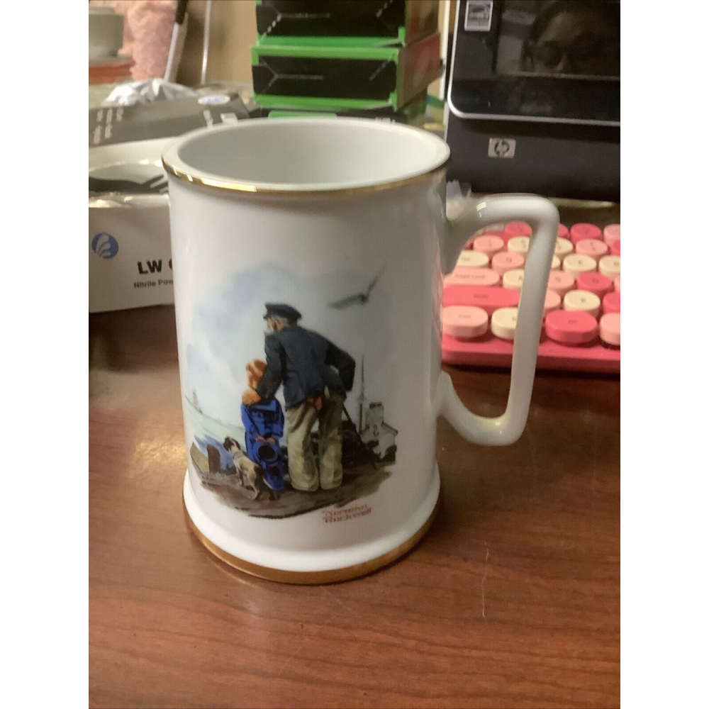 Vintage 1985 Norman Rockwell Museum Looking Out to Sea Porcelain Mug Old Salt